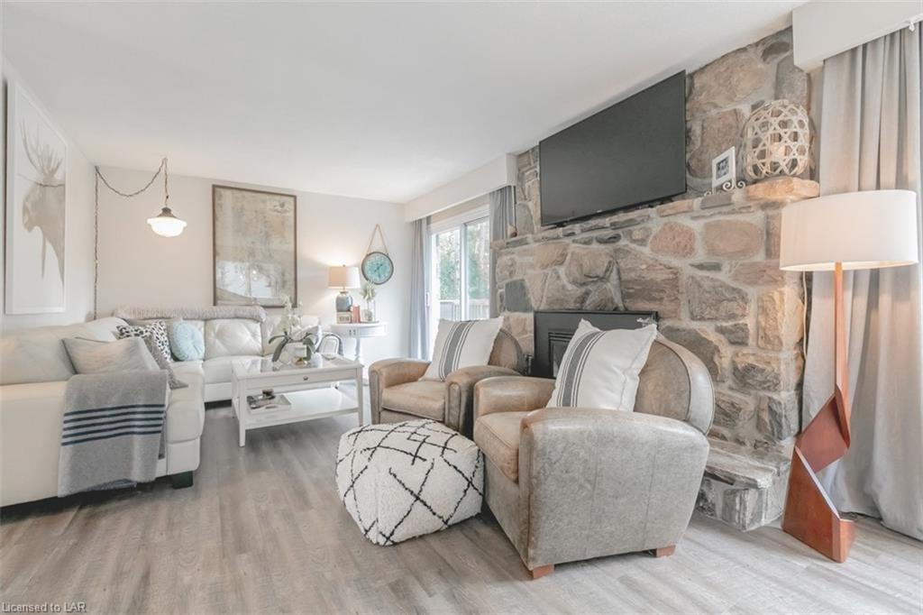 892 RIVERLEA Road, Huntsville, Ontario, Canada