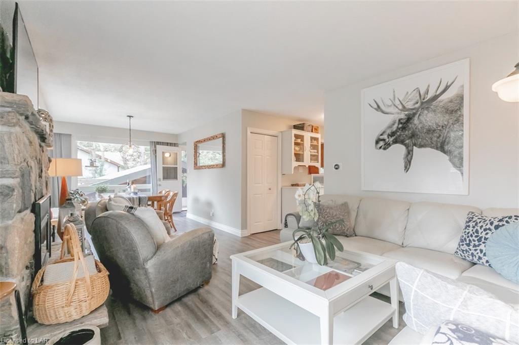 892 RIVERLEA Road, Huntsville, Ontario, Canada