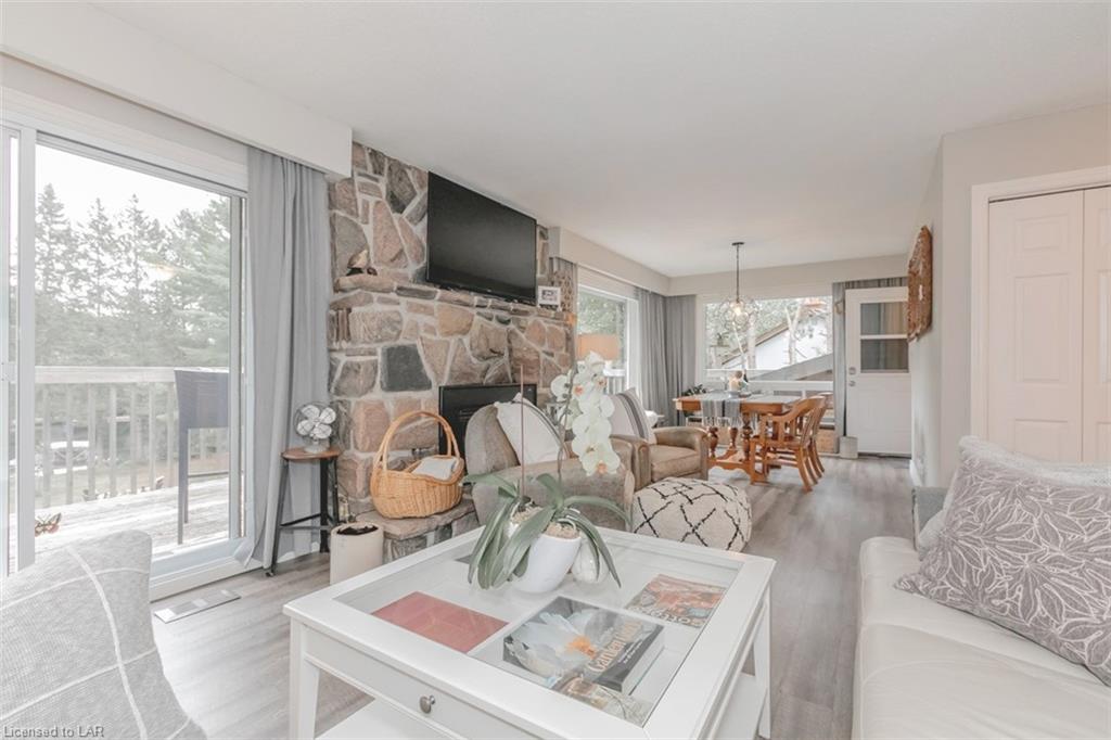 892 RIVERLEA Road, Huntsville, Ontario, Canada