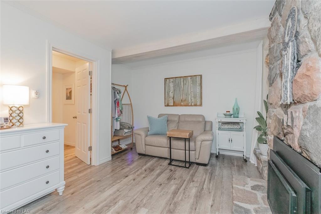 892 RIVERLEA Road, Huntsville, Ontario, Canada