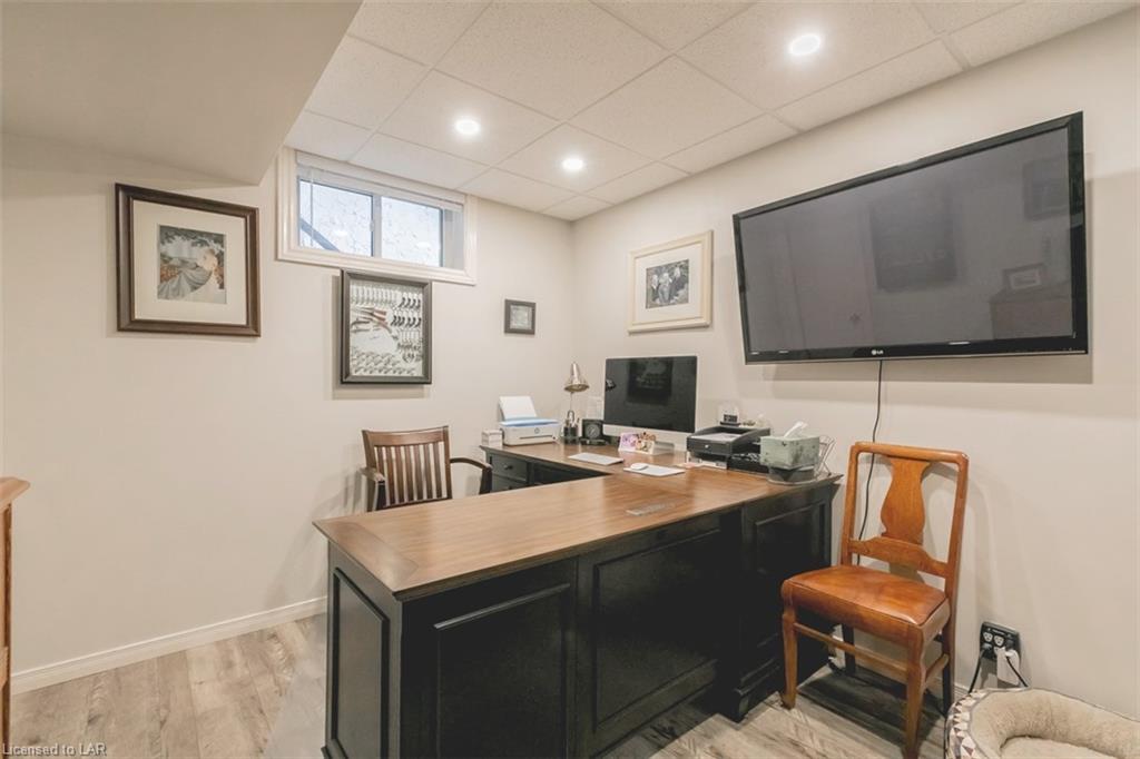 892 RIVERLEA Road, Huntsville, Ontario, Canada