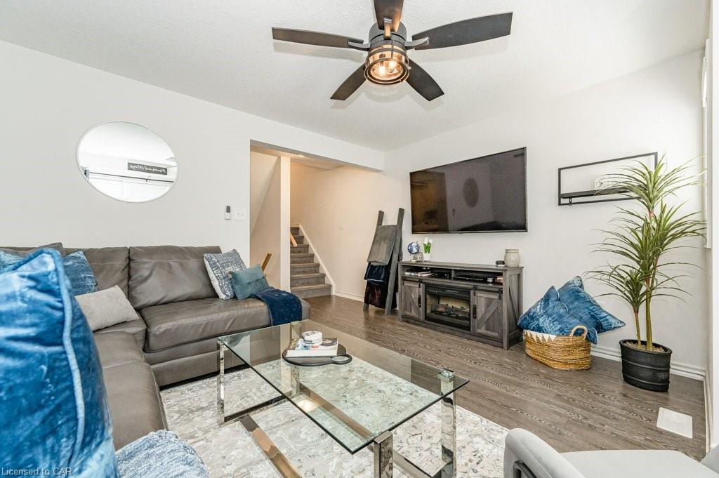 12 POPLAR Drive Unit# 23, Cambridge, Ontario, Canada