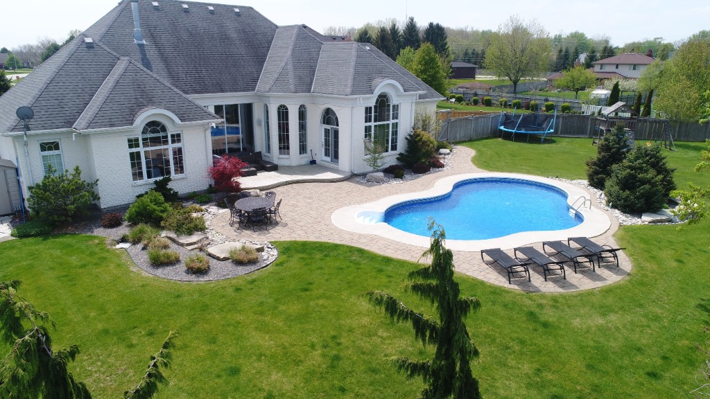 1709 DORIS CRT, Sarnia, Ontario, Canada