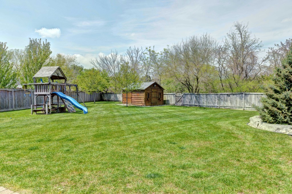 1709 DORIS CRT, Sarnia, Ontario, Canada