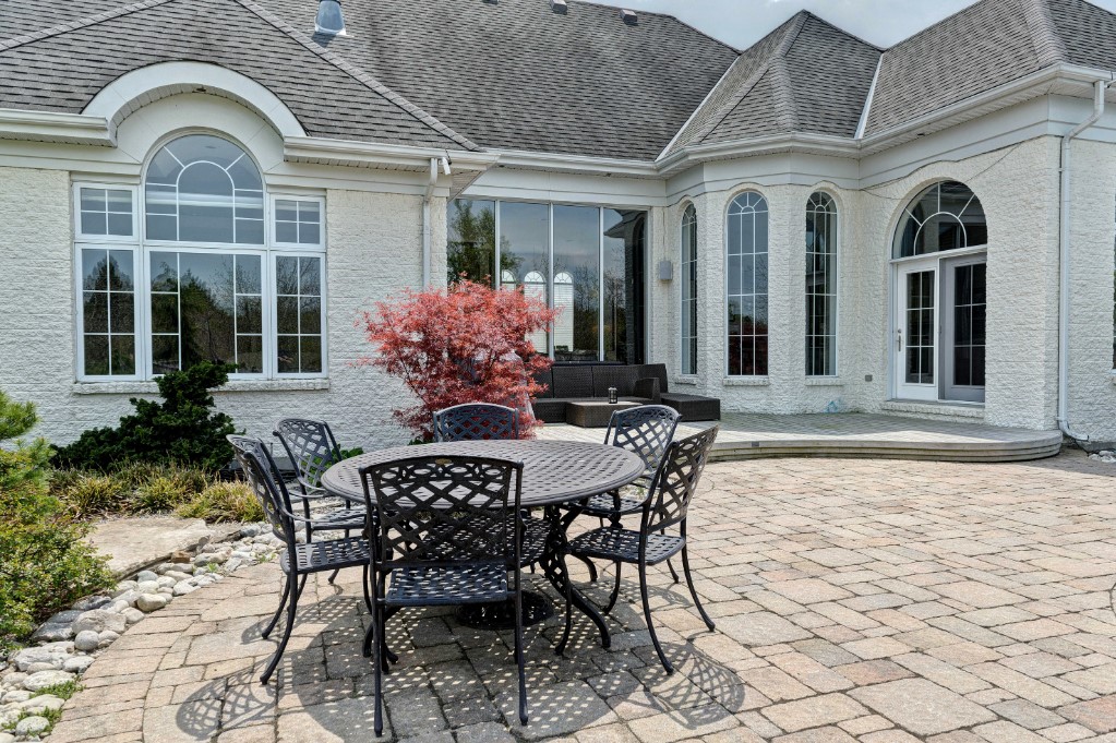 1709 DORIS CRT, Sarnia, Ontario, Canada