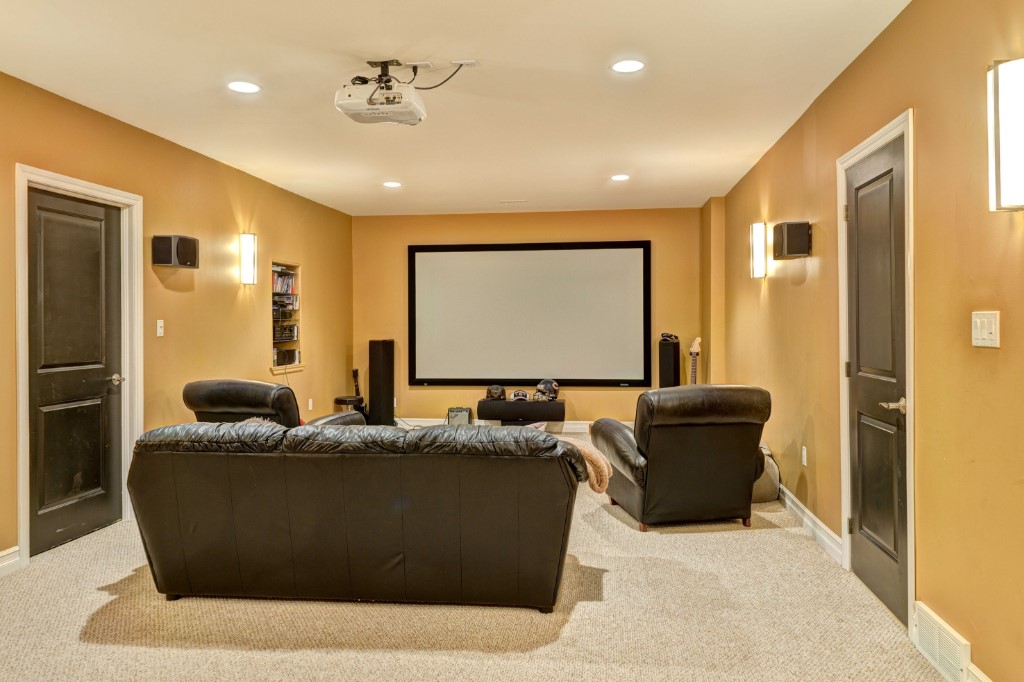 1709 DORIS CRT, Sarnia, Ontario, Canada