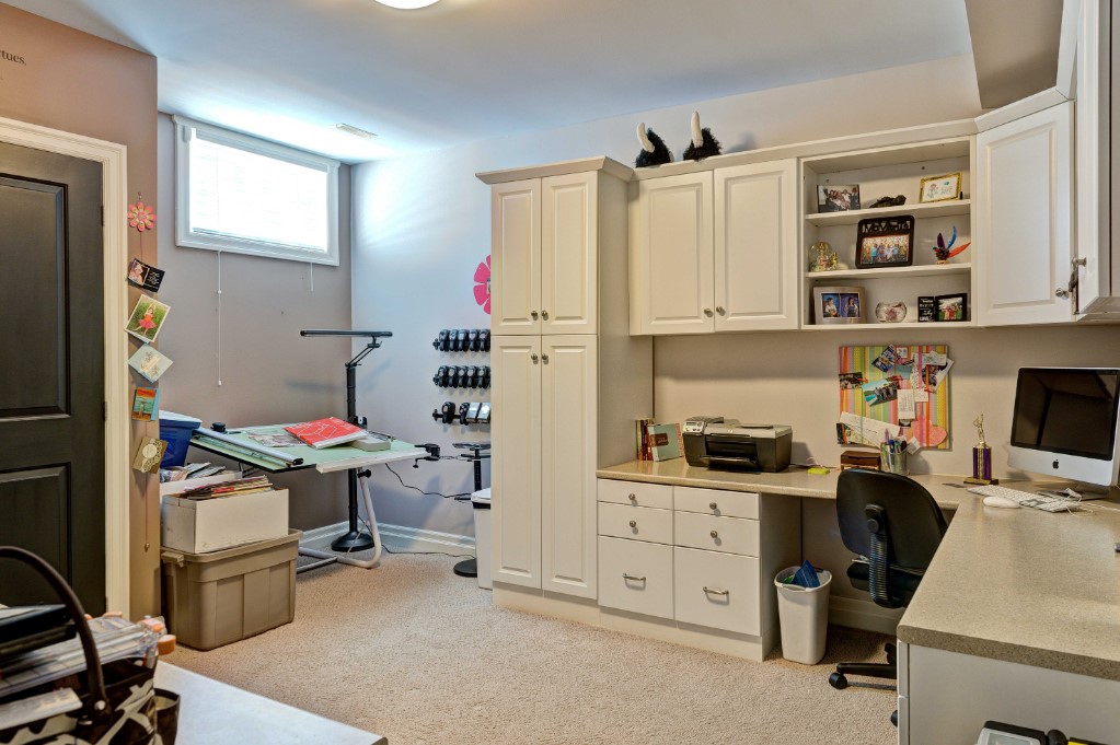 1709 DORIS CRT, Sarnia, Ontario, Canada