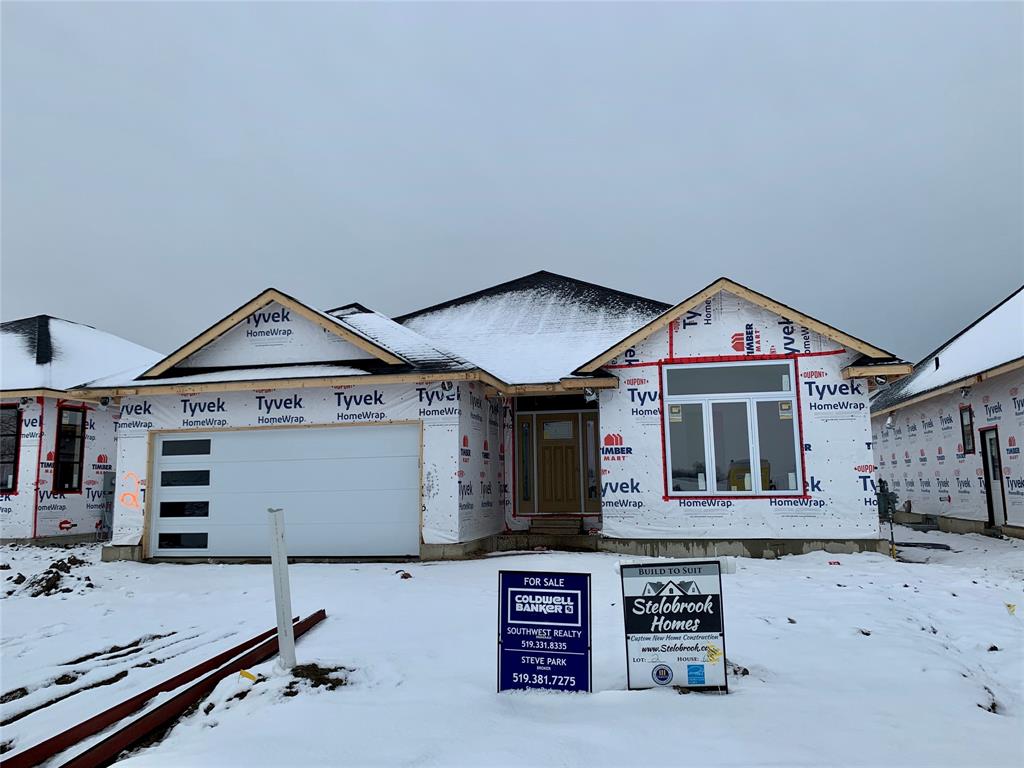 617 GIANLUCA Avenue, Sarnia Ontario, Canada