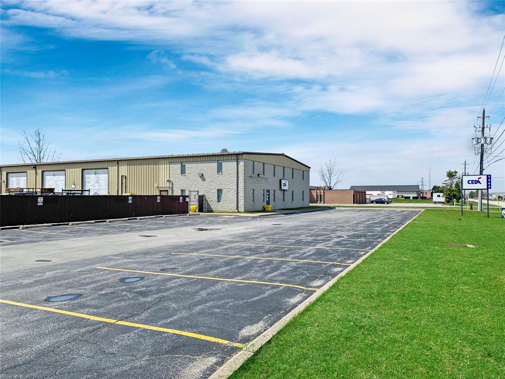 1375 LOUGAR Avenue, Sarnia Ontario, Canada
