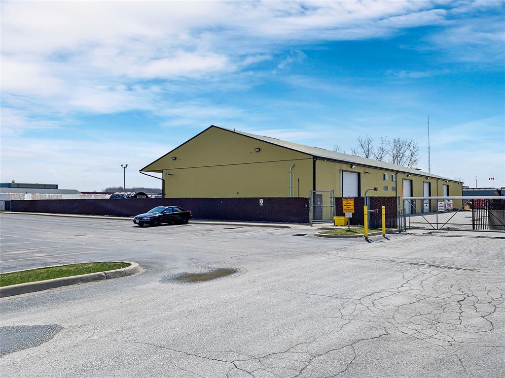 1375 LOUGAR Avenue, Sarnia Ontario, Canada