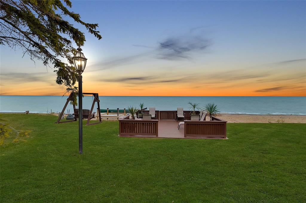 1326 HILLCREST-NISBET Drive, Sarnia Ontario, Canada