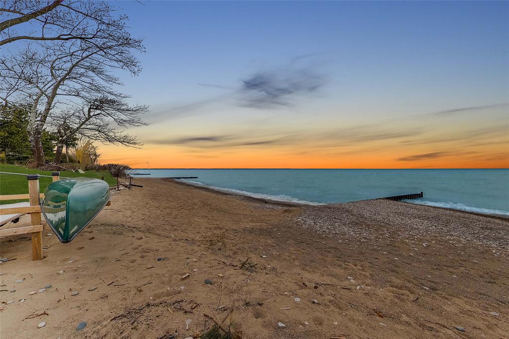 1326 HILLCREST-NISBET Drive, Sarnia Ontario, Canada