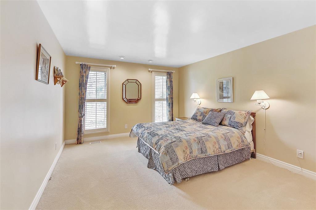1326 HILLCREST-NISBET Drive, Sarnia Ontario, Canada