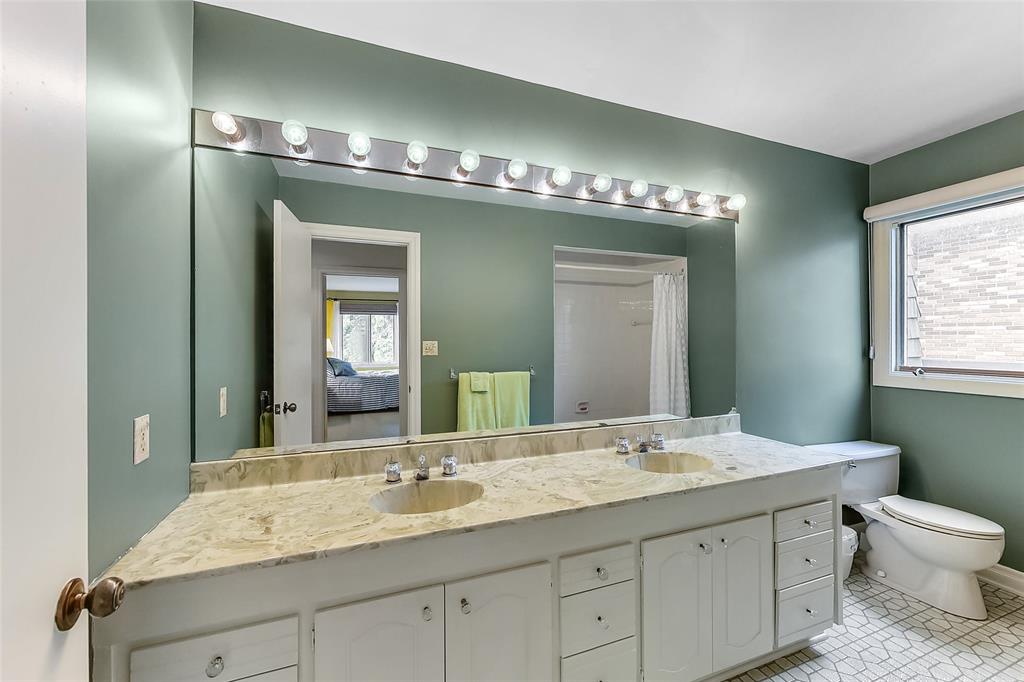 1326 HILLCREST-NISBET Drive, Sarnia Ontario, Canada