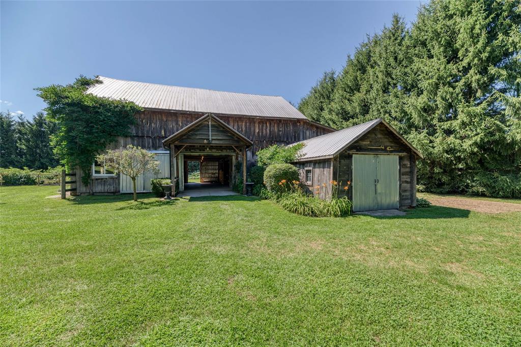 5086 MICHIGAN Line, Plympton-Wyoming Ontario, Canada