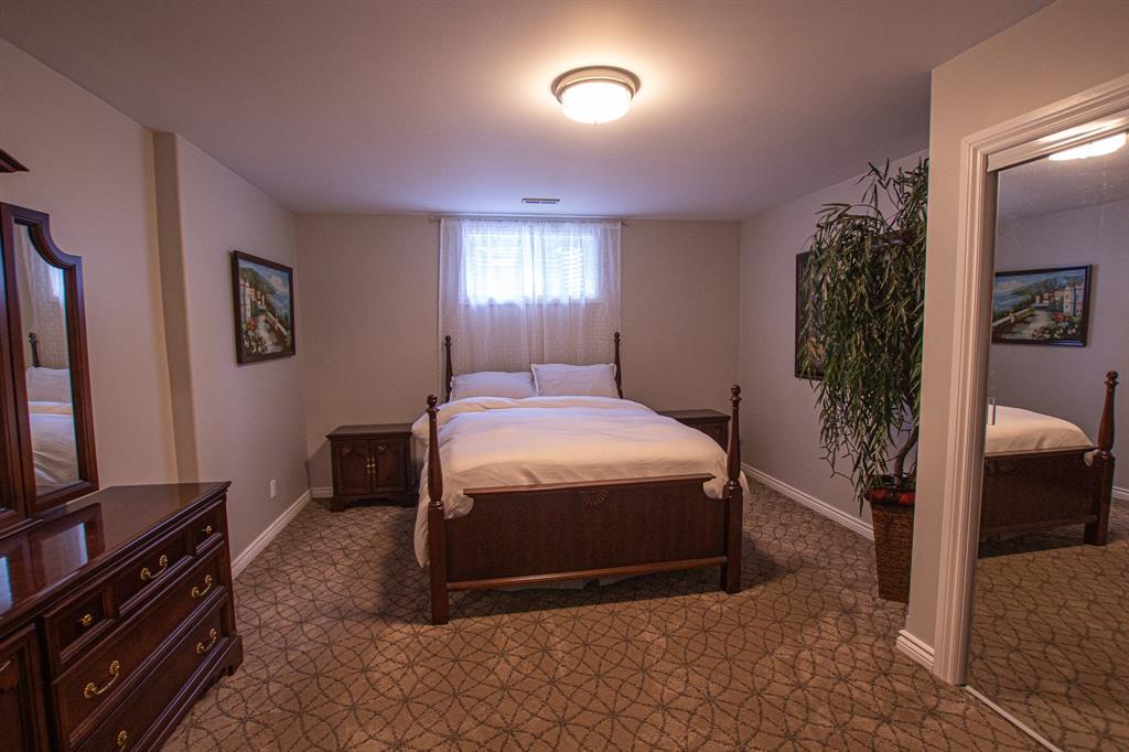 1617 LENA Court, Sarnia Ontario, Canada