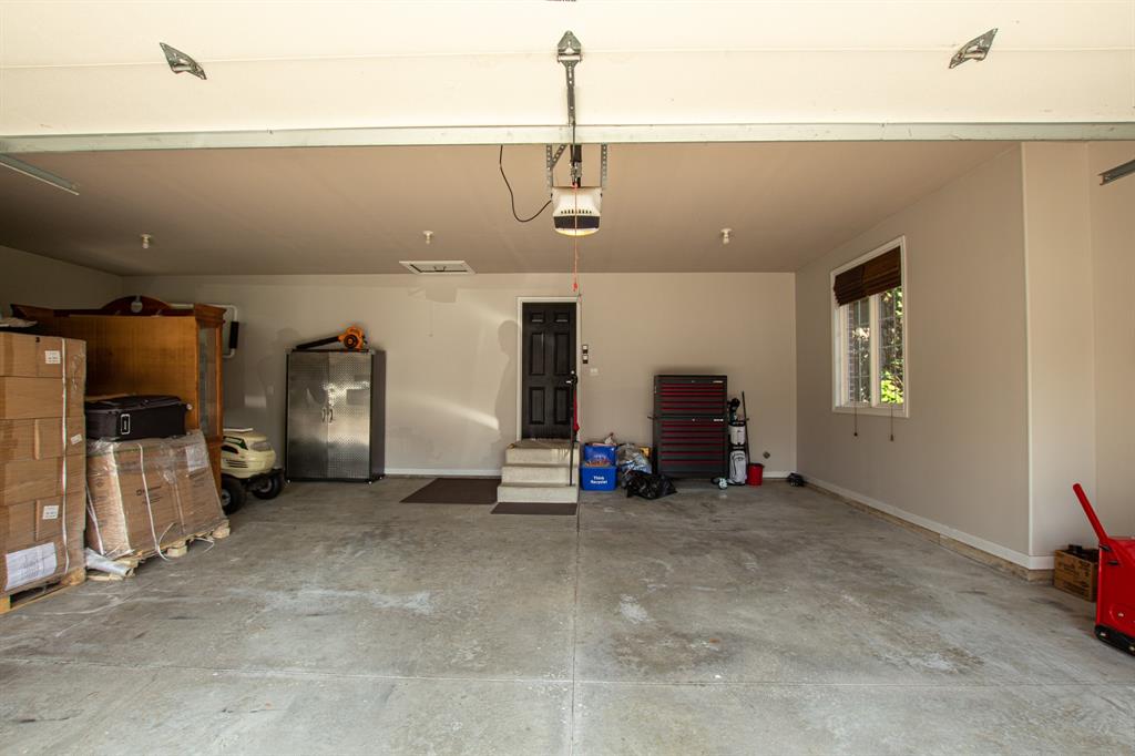 1617 LENA Court, Sarnia Ontario, Canada