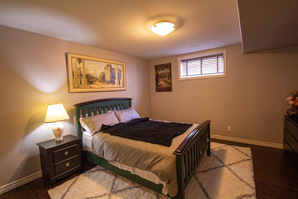1617 LENA Court, Sarnia, Ontario, Canada
