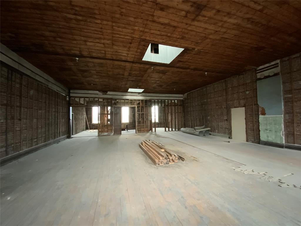 161-165 LOCHIEL Street, Sarnia, Ontario, Canada