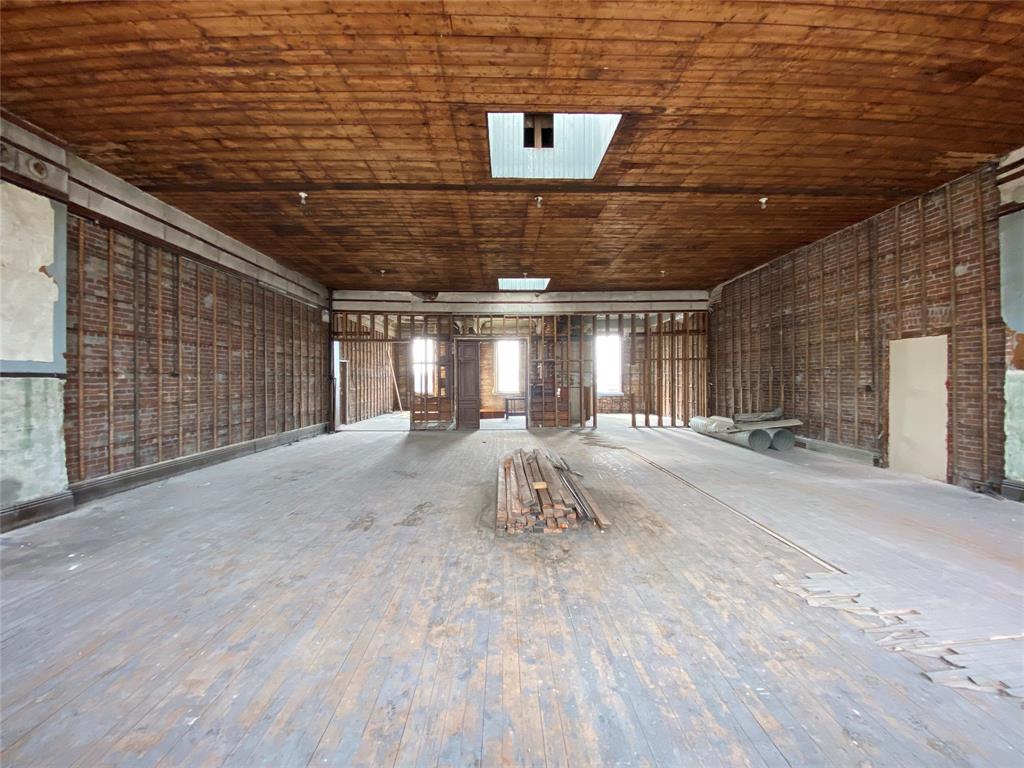 161-165 LOCHIEL Street, Sarnia, Ontario, Canada
