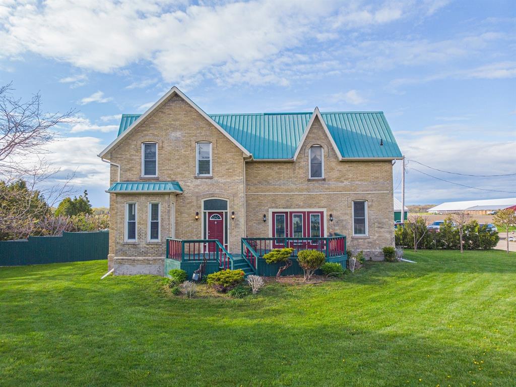 3474 CONFEDERATION Line, Plympton-Wyoming, Ontario, Canada