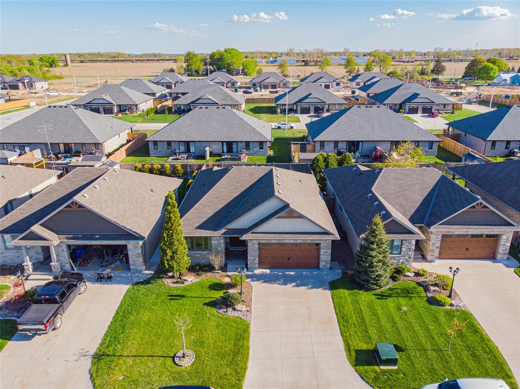 309 GRAHAM COUGHTRY Court, Sarnia, Ontario, Canada
