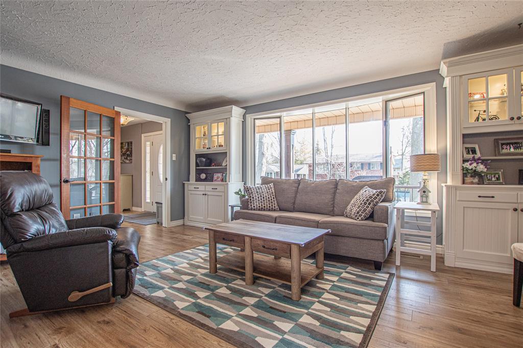 1973 KATHLEEN Avenue, Sarnia, Ontario, Canada
