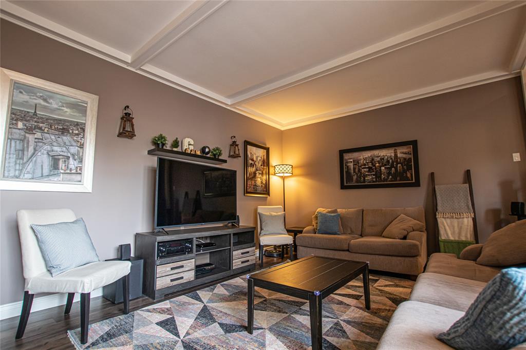 1973 KATHLEEN Avenue, Sarnia, Ontario, Canada