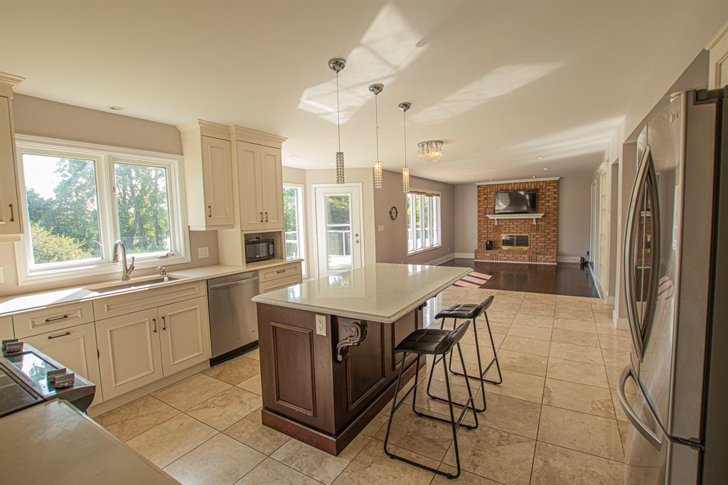 288 TAWNY Road, Sarnia, Ontario, Canada