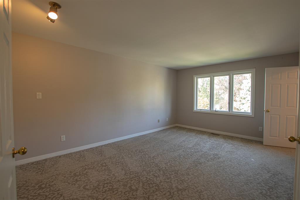 288 TAWNY Road, Sarnia, Ontario, Canada