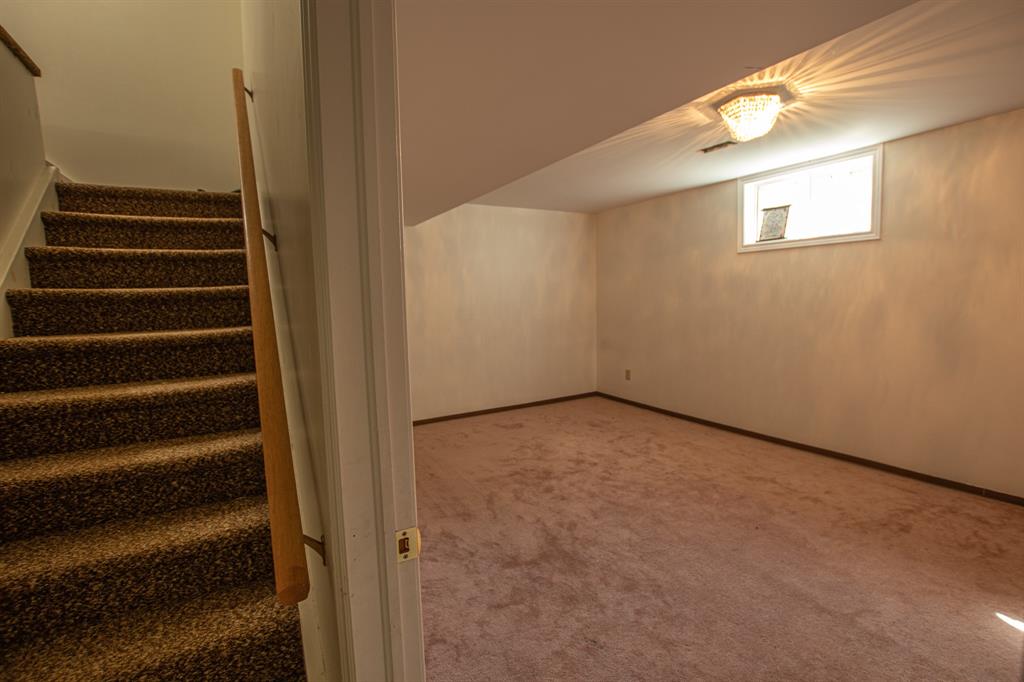 288 TAWNY Road, Sarnia, Ontario, Canada