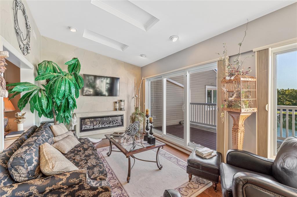 1510 VENETIAN Boulevard Unit# M-25, Point Edward, Ontario, Canada