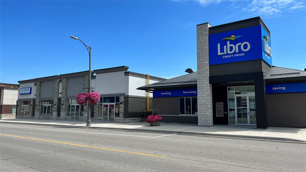 5270 NAUVOO Road Unit# 4, Warwick, Ontario, Canada
