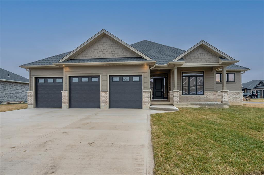 101 Phibbs Street, Lambton Shores Ontario, Canada