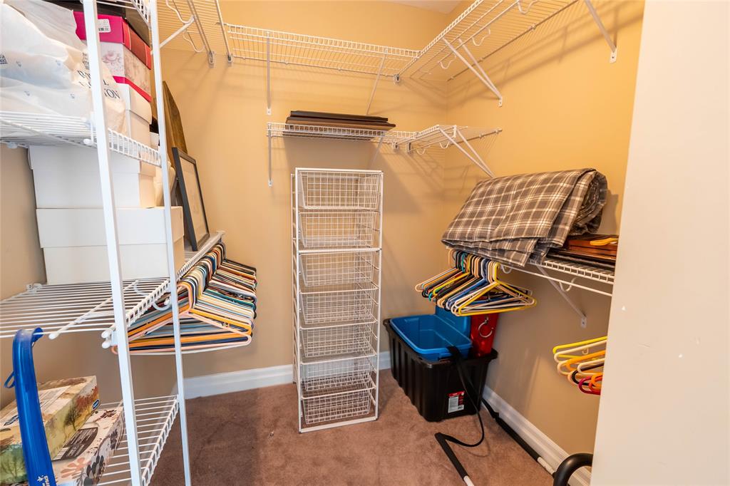 350 FRONT Street North Unit# 804, Sarnia, Ontario, Canada