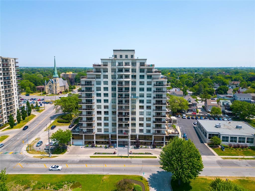 350 FRONT Street North Unit# 804, Sarnia, Ontario, Canada