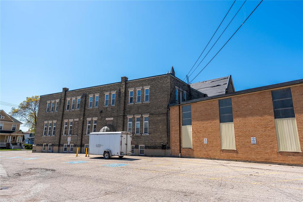 220 GEORGE Street, Sarnia, Ontario, Canada photo 11