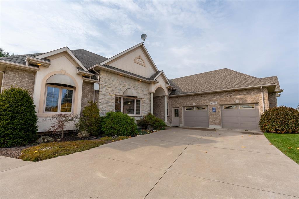 4703 INDIAN Road, Port Lambton, Ontario, Canada photo 2