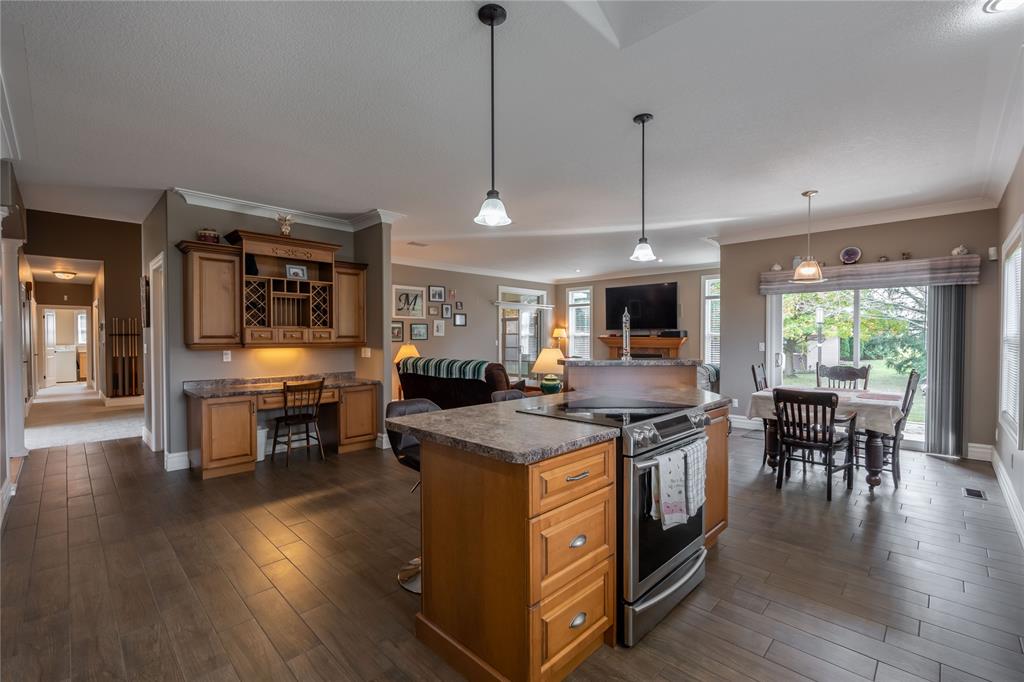 4703 INDIAN Road, Port Lambton, Ontario, Canada photo 9