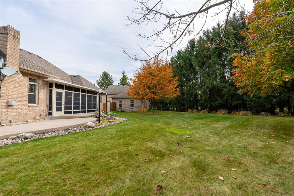 4703 INDIAN Road, Port Lambton, Ontario, Canada photo 36