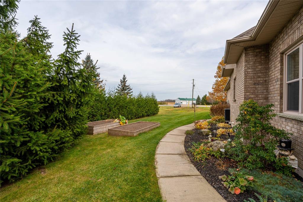 4703 INDIAN Road, Port Lambton, Ontario, Canada photo 38