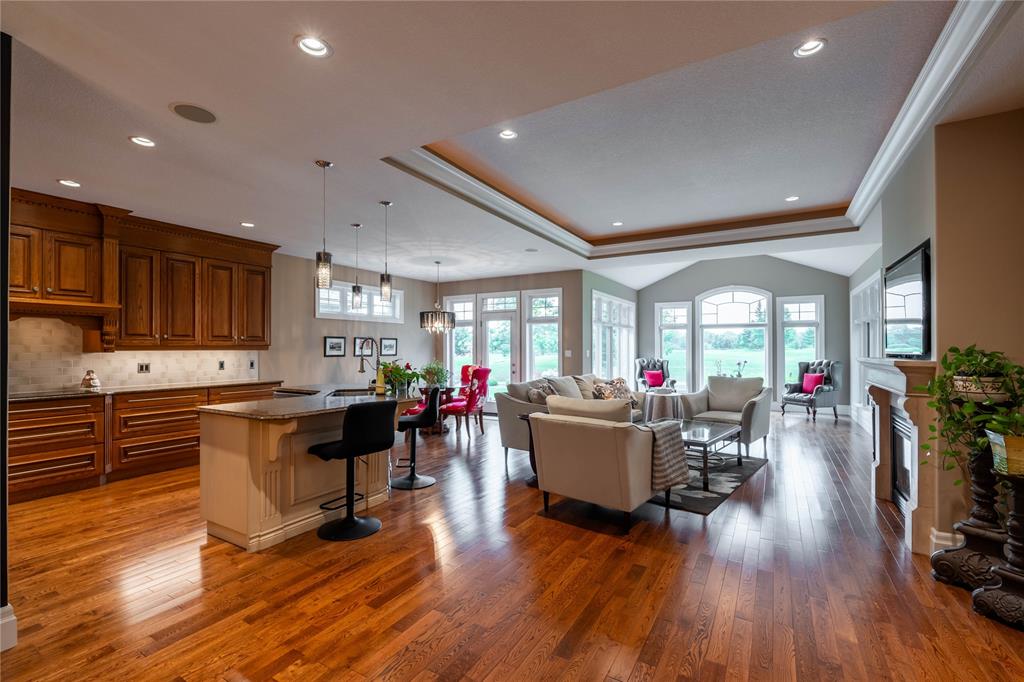 1009 MIKE WEIR Drive, Sarnia, Ontario, Canada