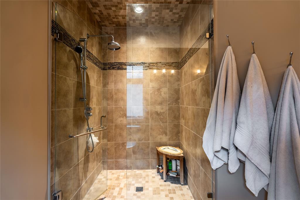 1009 MIKE WEIR Drive, Sarnia, Ontario, Canada
