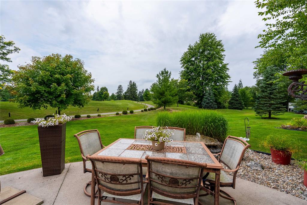 1009 MIKE WEIR Drive, Sarnia, Ontario, Canada