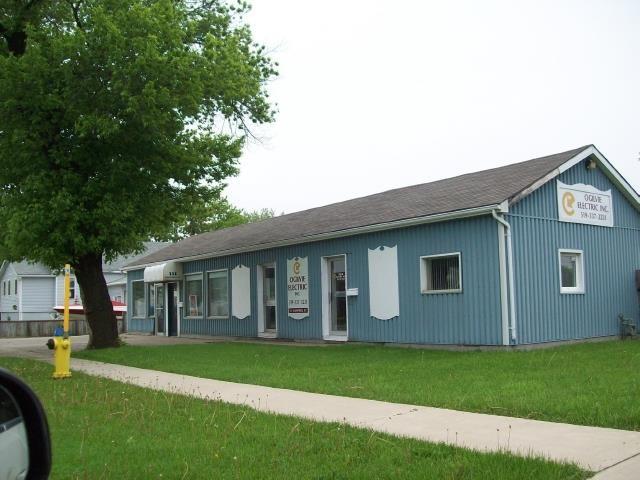 111 CAMPBELL Street, Sarnia, Ontario, Canada photo 3