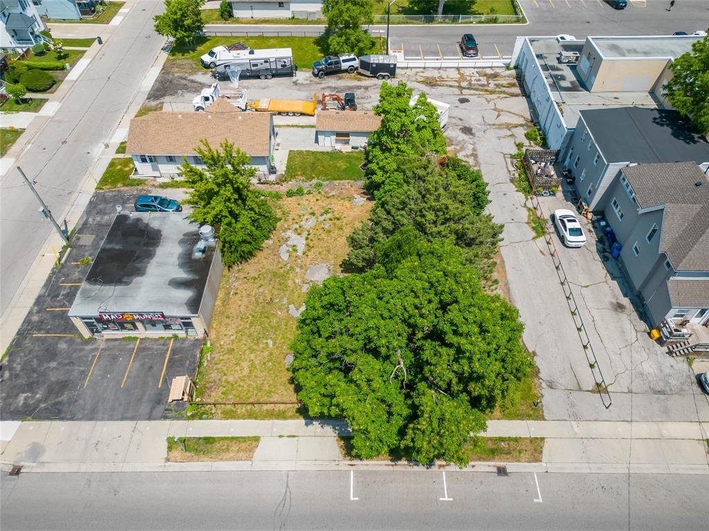 330 WELLINGTON Street, Sarnia, Ontario, Canada photo 5