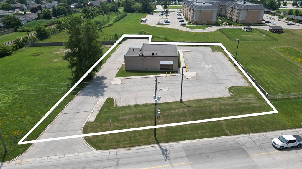 195 ST CLAIR Boulevard, St. Clair, Ontario, Canada photo 2