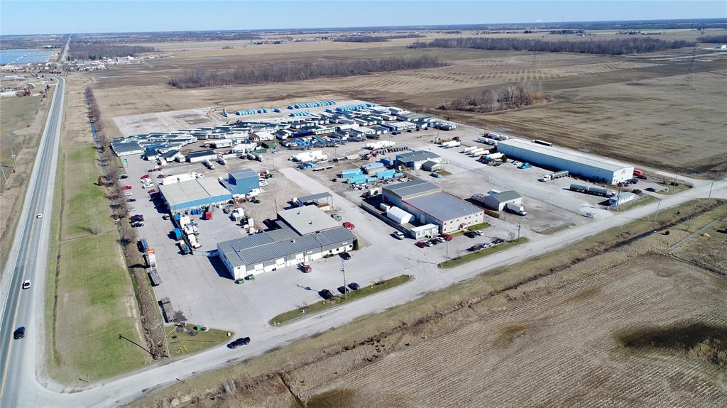 394 MC GREGOR Road, Sarnia, Ontario, Canada photo 1