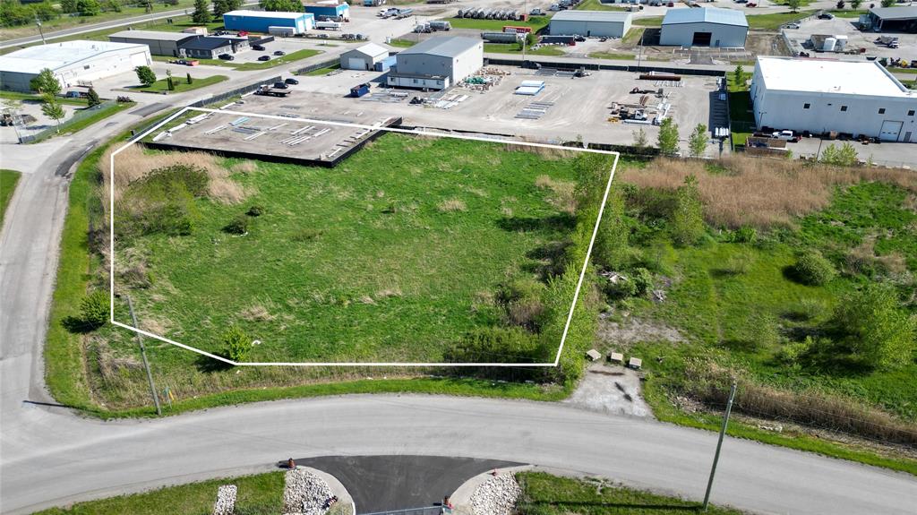 511 GLADWISH Drive, Sarnia, Ontario, Canada photo 3