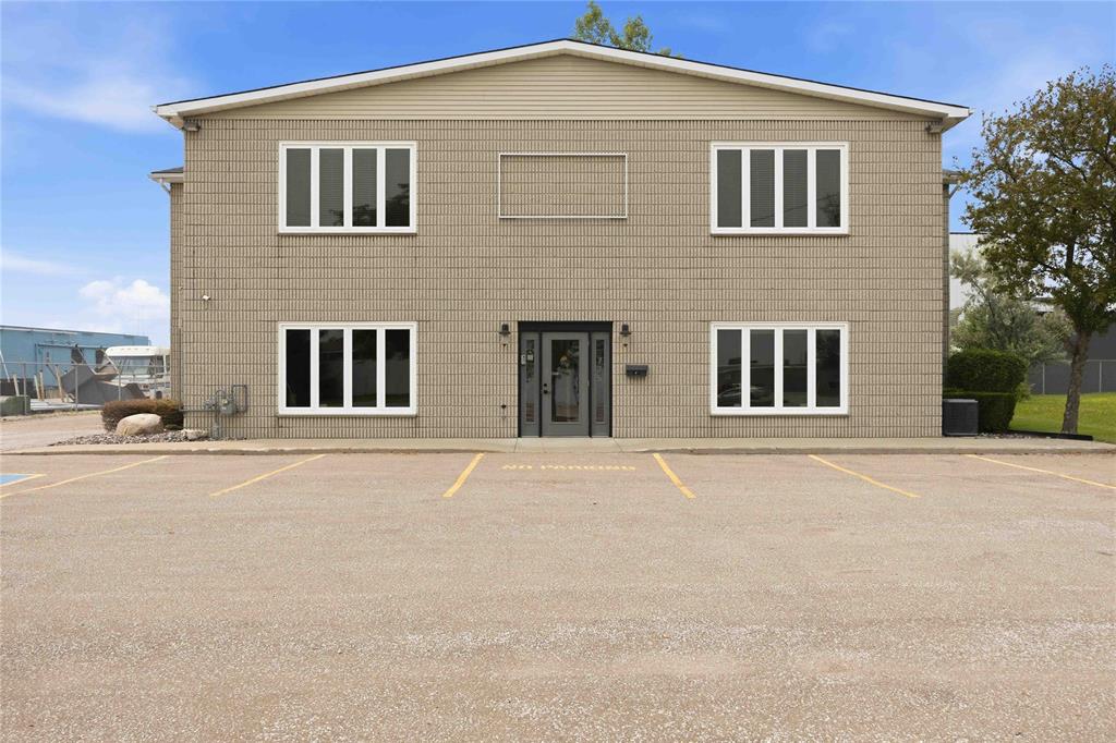 775 ROPER Street, Sarnia, Ontario, Canada photo 3